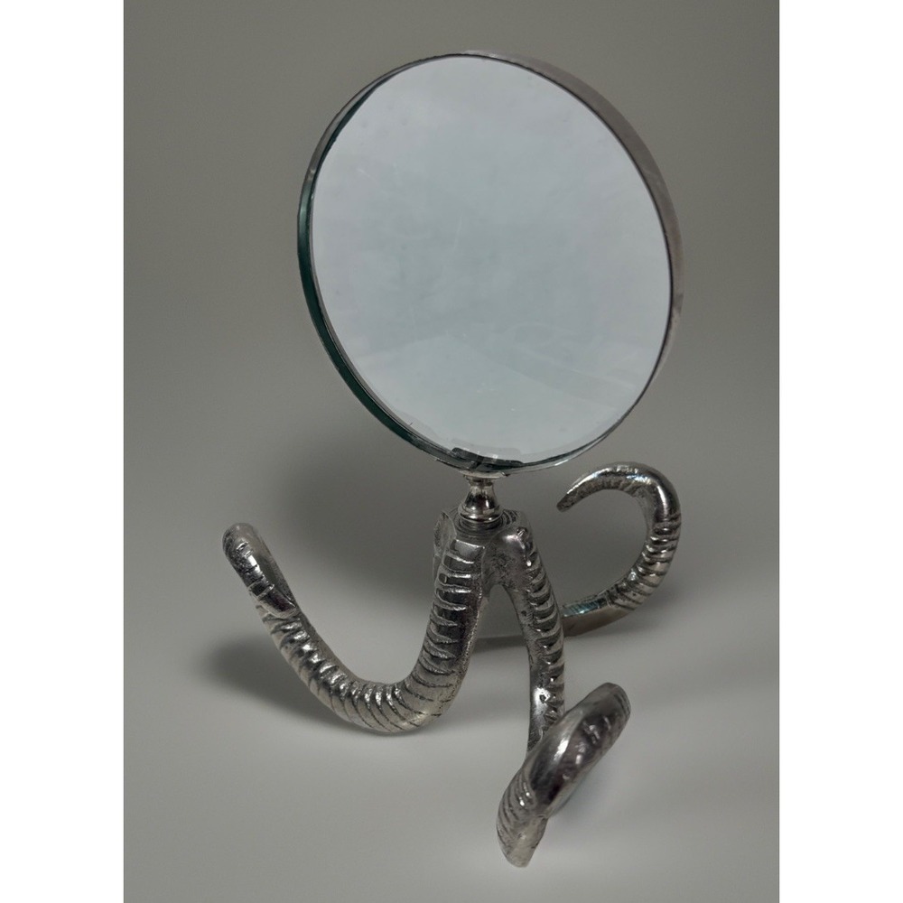 Octopus Tentacles Desk Magnifying Glass Silver Pewter Textured Bookshelf Decor‎